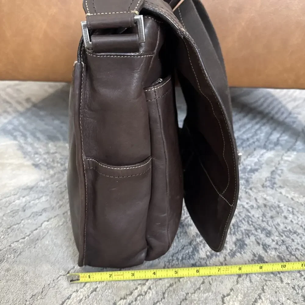 Coach #05A02 Leatherware Messenger Crossbody Dark Brown Laptop Bag X